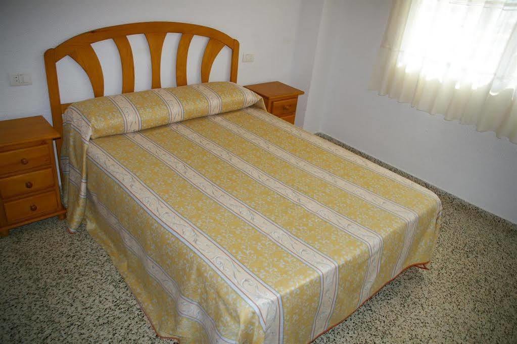 Apartamentos Estoril I - II Orangecosta Benicassim Bagian luar foto