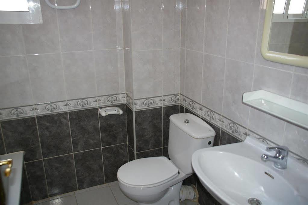 Apartamentos Estoril I - II Orangecosta Benicassim Bagian luar foto
